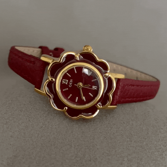 Fleur Rouge-Kvinners Camellia-inspirerte Quartz Watch