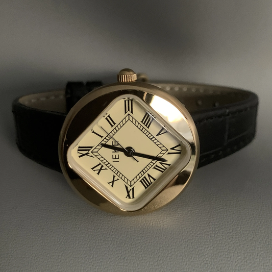 Ρετρό κομψό ρολόι: Ρωμαϊκό Dial Leather Quartz Watch