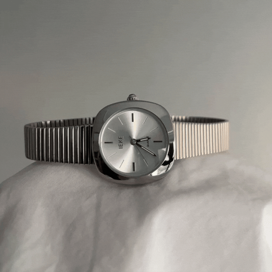 MinimalistiÄki sat od bambusa