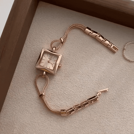 Rose Gold Radiance sat: kvadratni vodootporni lanac