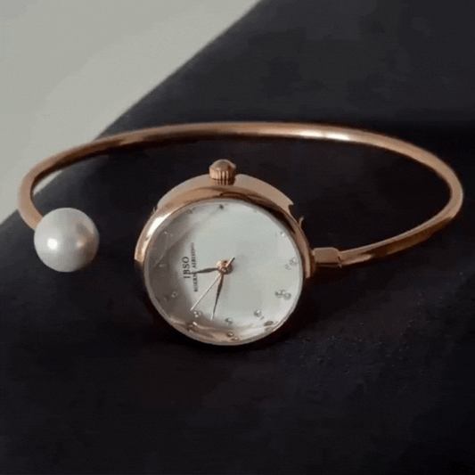 Rose Gold Women’s White Round Dial Pearl-Accent Quartz Bangle Watch Elegant Style – Pearl Crown