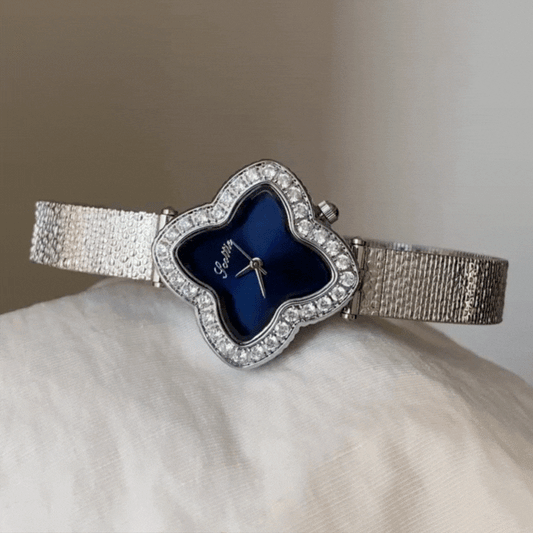 Stellar Bleu – Luxury Silver Women’s Quartz Watch with Blue Dial and Crystal-Set Star Case
