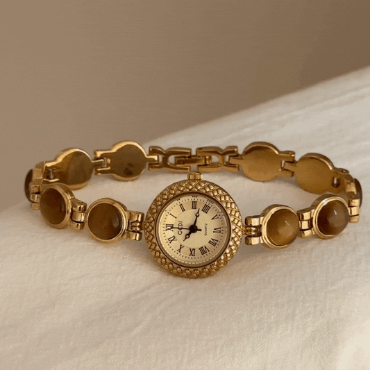 Vintage Elegance – Women’s Gold Bracelet Watch with Brown Gemstone Inlay and Round Dial