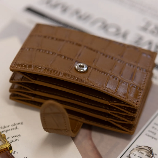Brown Crocodile Grain Leather Multi-Layer Card Holder – Luxury Slim Wallet for Men & Women
