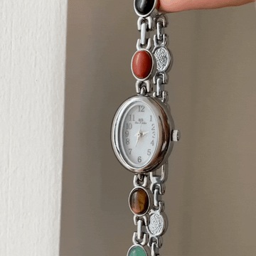 Gemmuse - Reloj de pulsera de plata ovalada con incrustaciones de piedra natural