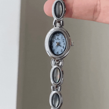 Ocean Light - ženska srebrna narukvica sa šljokicama s abalonom školjkom