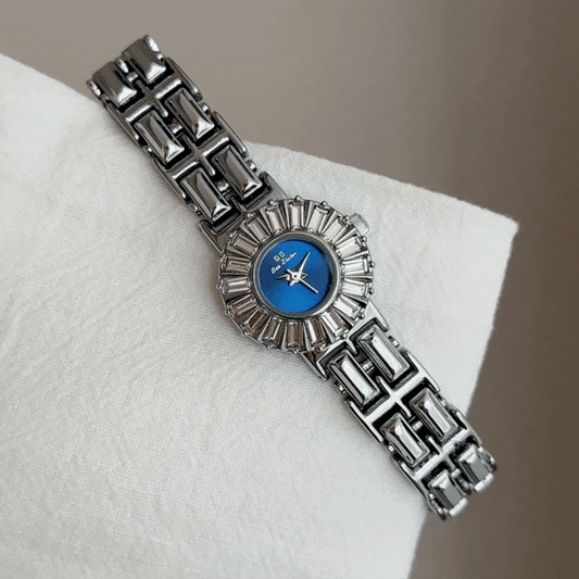 French Retro Silver Chain Bracelet Blue Small Round Dial Ladies Slim Quartz Watch - Parisian Blue