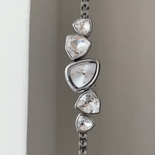 Unik design: Uregelmessig kjeder Silver Quartz Watch