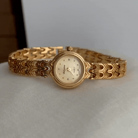 Arany örökség időmérője: Vintage Round Quartz Watch
