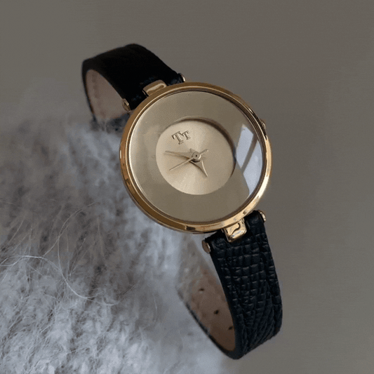 Montre Onyx Gold : Montre à quartz en cuir noir et doré