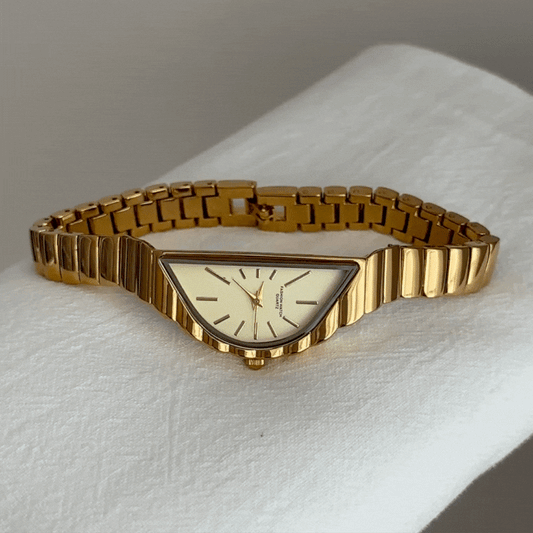 Trendy Gold Half-Moon Dial Women’s Quartz Watch – Fashion Elegant Wristwatch