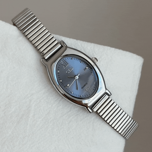 Elegant Women’s Quartz Watch – Blue Oval Dial with Silver Stainless Steel Band, Waterproof Niche Design