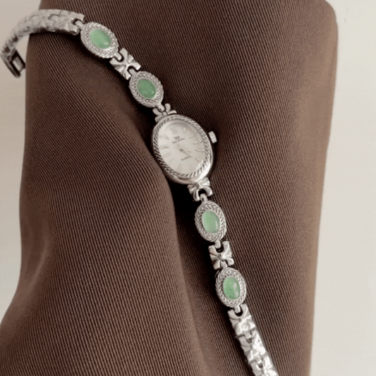 Green Jade Inlay Classic Silver Bracelet Ladies Quartz Watch