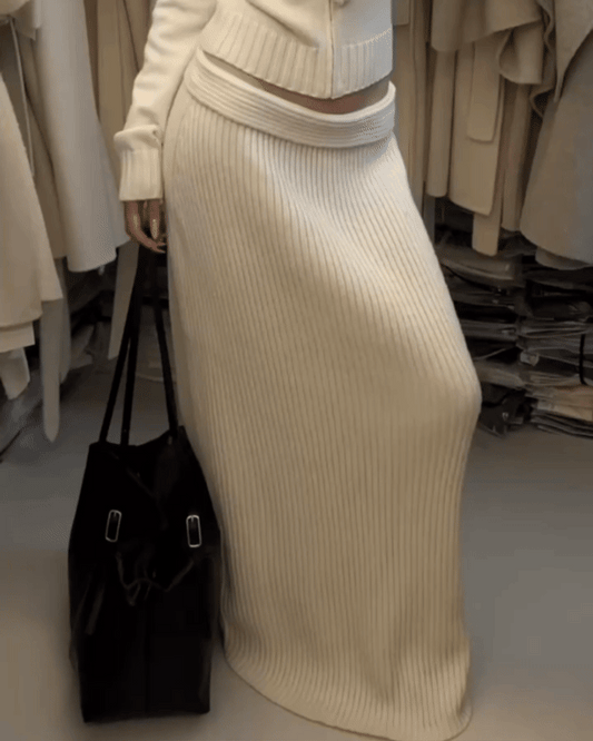 Minimalist Ribbed Knit Skirt