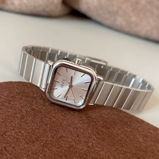 Silver Frame – Women’s Minimalist Square Watch with Bamboo Bracelet