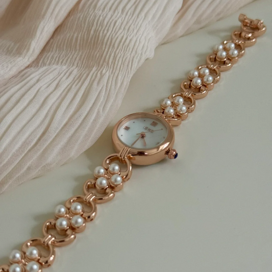 Rose Gold Women’s Watch – Round White Dial Quartz Watch with Pearl Inlay Bracelet | Celeste