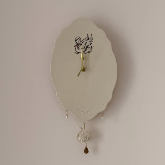 Vintage Swan Pendant Ceramic Wall Clock – Elegant Decorative Hanging Clock for Living Room, Bedroom & Farmhouse Home Decor