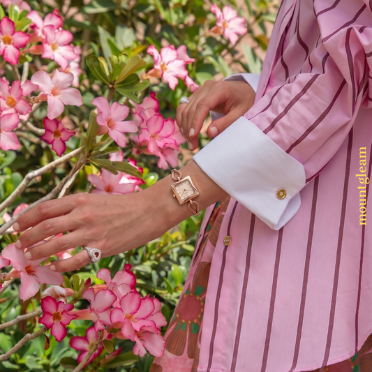 Rose Gold Radiance Timepiece: Square Waterproof Chain Watch