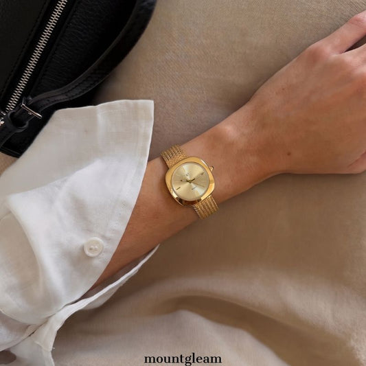 Aurora Grain – Classic Gold Wheat-Link Women’s Quartz Watch with Square Dial