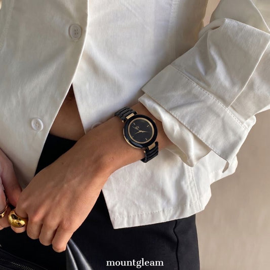Matte Minimal: Black Round Dial Watch with Black Bezel & Black Stainless Steel Bracelet