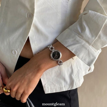 Silver Women’s Bracelet Black Round Dial Quartz Watch Dainty Elegant Style – Noir Link