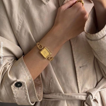 Elegant Luxury – Women’s Gold Bracelet Rectangular Dial Quartz Watch