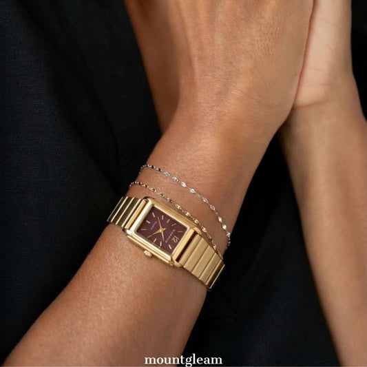 Sophisticated Glamour Brown Square Dial Watch – Gold Bezel & Gold Alloy Bracelet Quartz