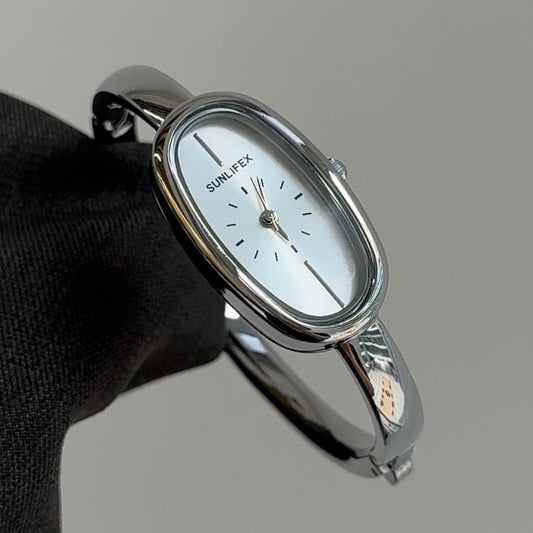 Elegant Simplicity：White Oval Dial Bangle Watch – Silver Oval Case & Silver Stainless Steel Bracelet Quartz