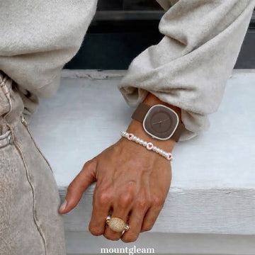 Minimalist Futuristic Brown Silicone Wide Strap Watch with Large Square Dial – Women’s Quartz Watch