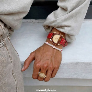 Orologio a mezzaluna ambrata: orologio in quarzo a mezzallone rosso angora