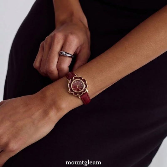 Fleur Rouge – Montre à quartz pour femme inspirée du camélia
