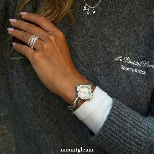 Minimalist Elegance: Lucky White Clover Watch with Silver Clover Bezel & Steel Bracelet