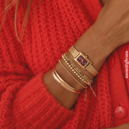 Aurelia Chic – Gold Bamboo Strap Red Rectangle Mini Dial Women’s Quartz Watch