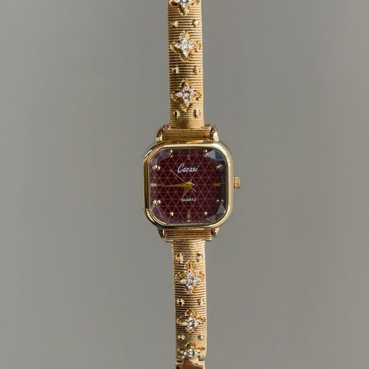 Glamorous Shine：Red Rectangular Dial Watch – Gold Rectangular Bezel & Gold Diamond-Studded Stainless Steel Bracelet Quartz