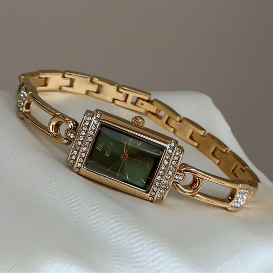 Nature-Inspired Luxe：Green Square Dial Watch – Gold Square Case & Gold Stainless Steel Band Quartz