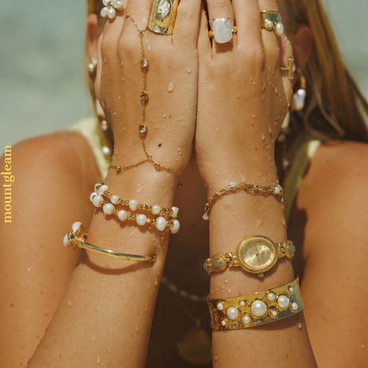 Arany karkötő zöld jade beillesztéssel: Ovális Dial Women's Quartz Watch