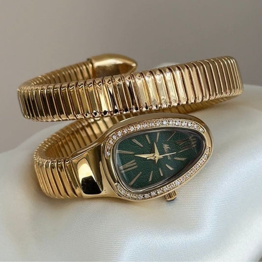 Mythical Edge： Green Serpent-Shaped Dial Watch – Gold Serpent Case & Gold Stainless Steel Bracelet Quartz