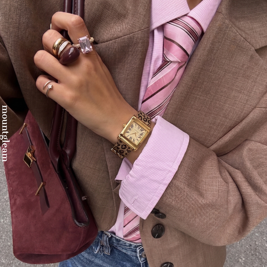 Vintage Glam Timepiece: Leopard Steel Band Gold Watch