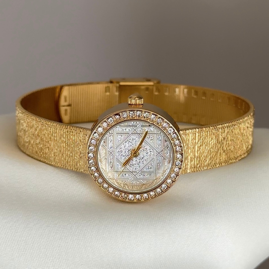 Elegance Chic: White Round Dial Watch with Gold Diamond Bezel & Gold Stainless Steel Bracelet