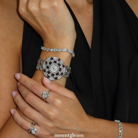 Diamond Sparkle: White Round Dial Watch with Silver Flower-Shaped Diamond Bezel & Diamond Stainless Steel Bracelet