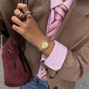 Opulent Symbolism: Gold Teardrop Serpenti Dial with Gold Diamond Bezel & Strap