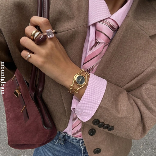 Equestrian Noir – Women’s Vintage Horsebit Watch with Black Round Dial