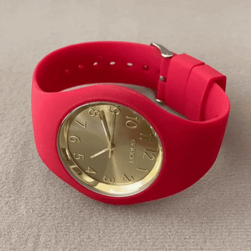 Sporty Chic – Women’s Red Silicone Strap Quartz Watch with Large Gold Round Dial