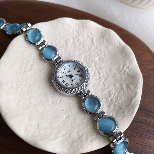 Aqua Blue Cat’s Eye Stone Inlay with Bracelet Design Women’s Quartz Watch