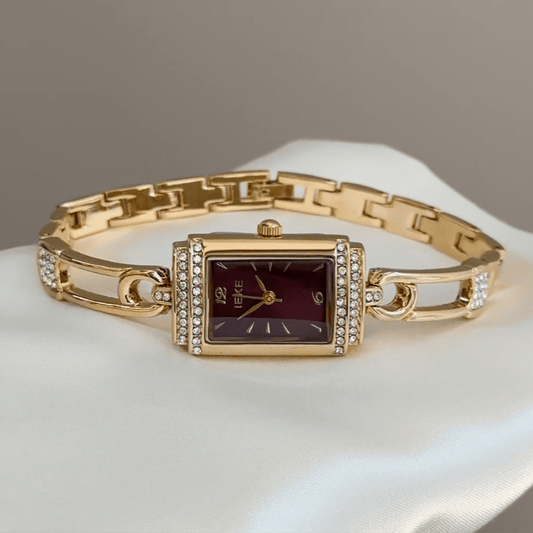 Nightfall Radiance：Red Square Dial Watch – Gold Square Case & Gold Stainless Steel Band Quartz