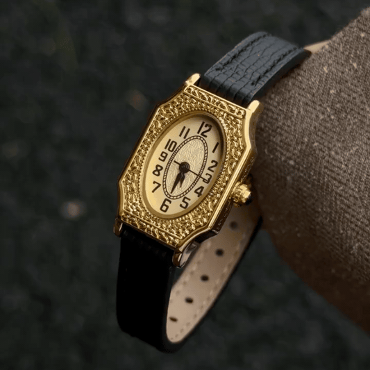 Gilded Noir - Women's Baroque Frame Watch med sort læderbånd