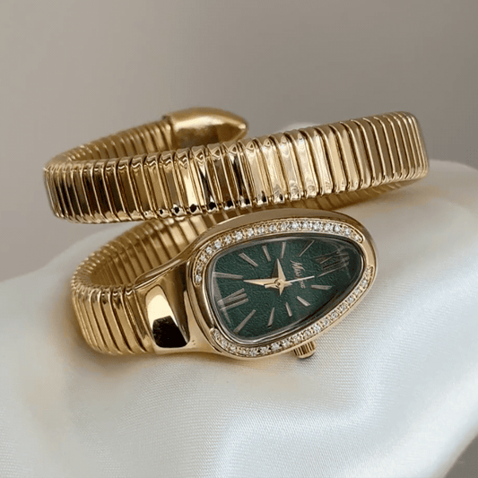 Mythical Edge： Green Serpent-Shaped Dial Watch – Gold Serpent Case & Gold Stainless Steel Bracelet Quartz
