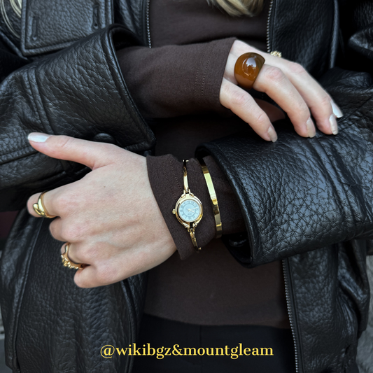 Reloj de cuarzo de brazalete de oro para mujeres - Dial blanco minimalista y diseño pequeño