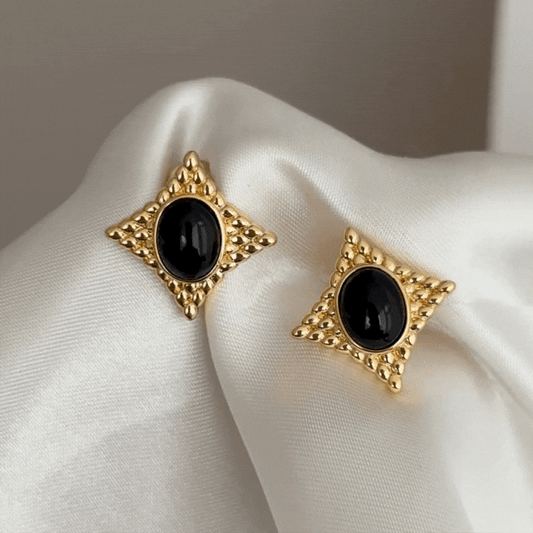 Artisan Weave Oval Earrings – Black Onyx & Gold-Tone Textured Studs