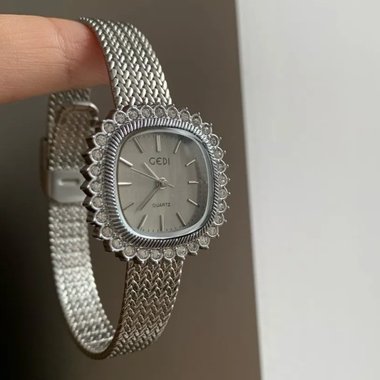 French Silver Grace Timepiece: Quartz Watch